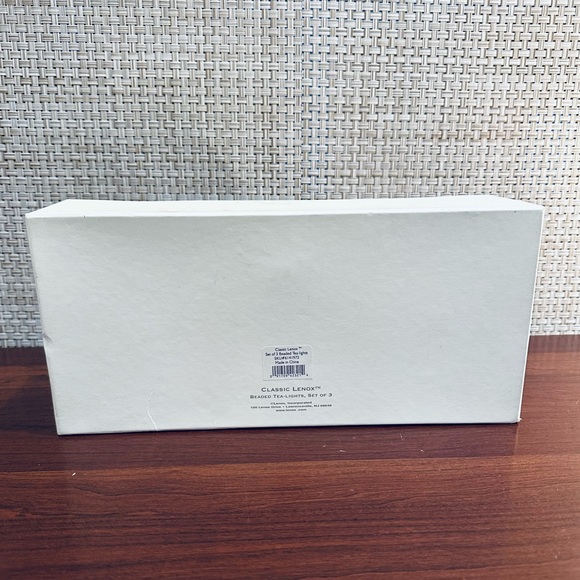 🌟HP🌟New 2010 Classic Lenox Set of 3 Beaded Tea Light Holders with Candles - Picture 12 of 14